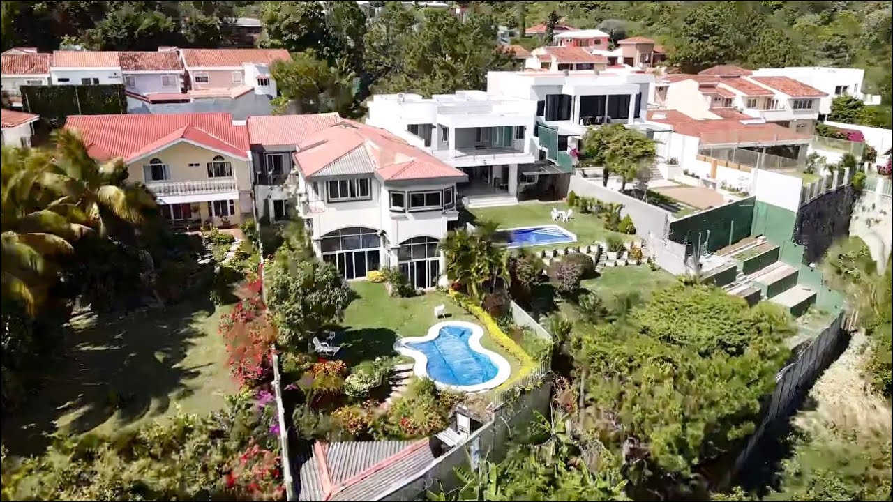 San Salvador drone footage December 
