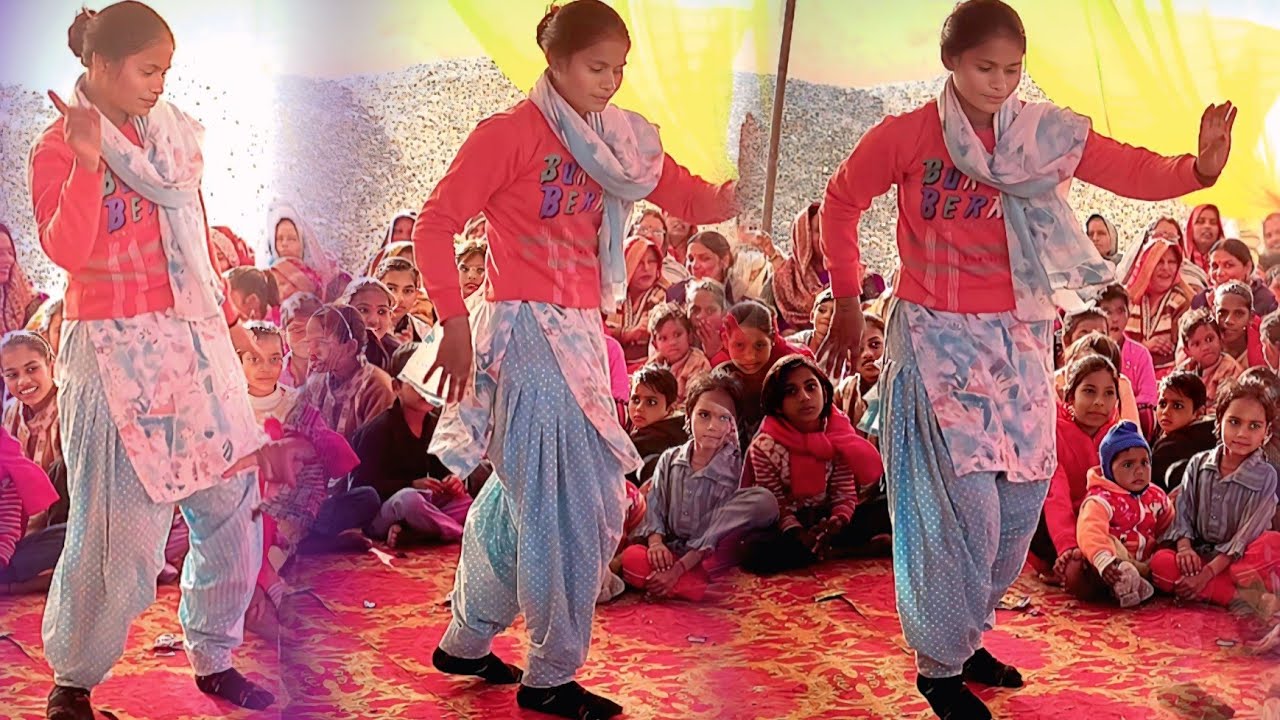 सूनी कर गए गली वृन्दावन की//वायरल भजन पर//नंद भाभी का तूफानी डांस//रोशनी शास्त्री जी