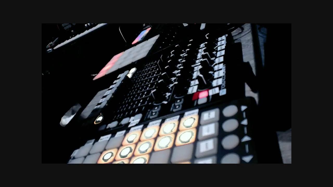 MOAIN - LIVESTREAM - Saturday night toying not so seriously.