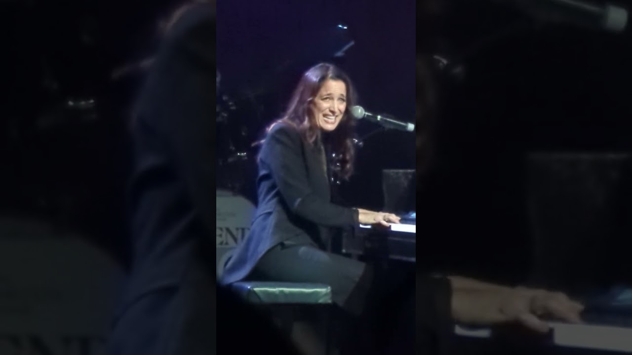 Chantal Kreviazuk sings "Calling All Angels" by Jane Siberry at Canadian Songwriters Hall of Fame