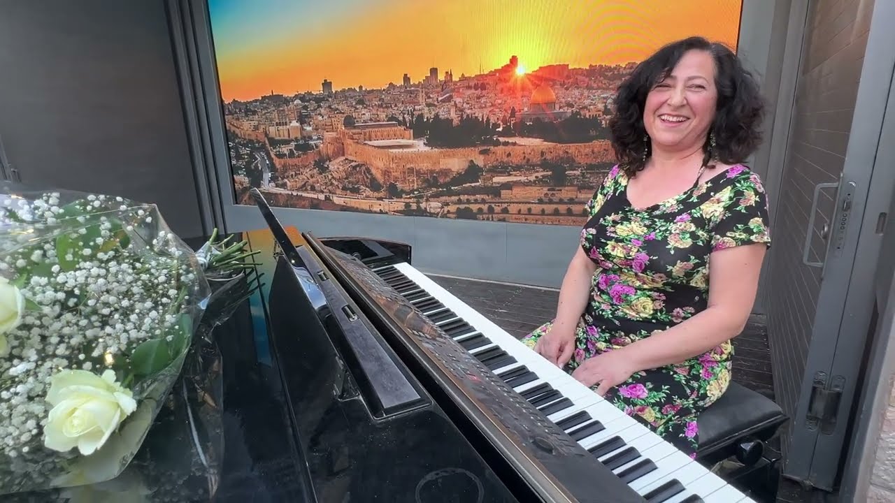 Frida Libman - Pianist
