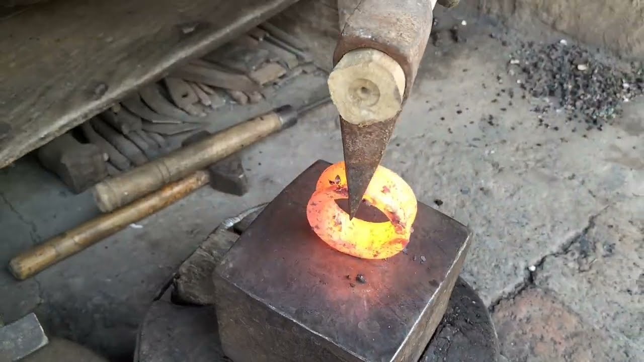 Making A Wood Carving Chisel \ Hand Forged Wood Carving  Tool Out of Bearing