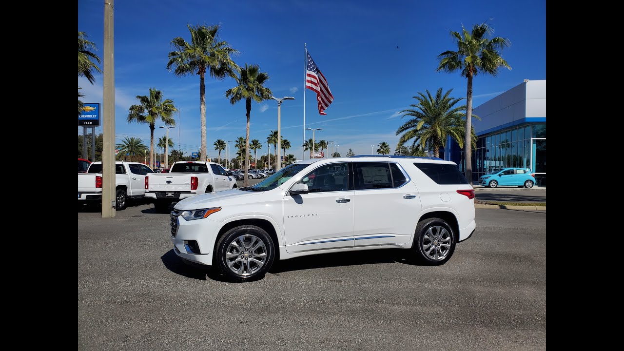 Chevrolet Traverse Premier 2021, en Español