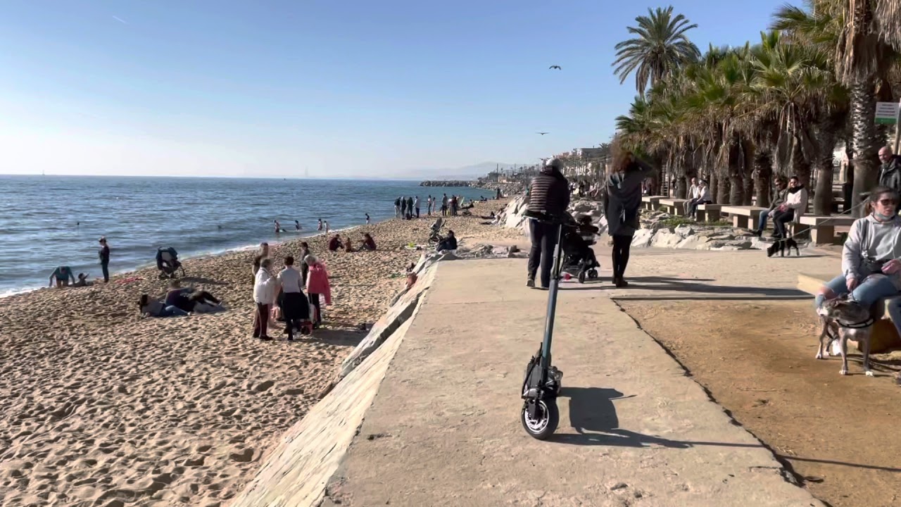 Walk with me at Premià de Mar, Barcelona || Séta a tengerparton 🌴