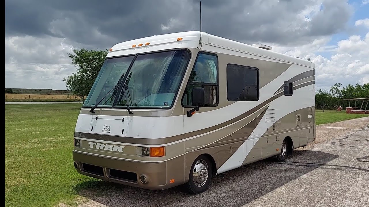 2001 Safari Trek 2430