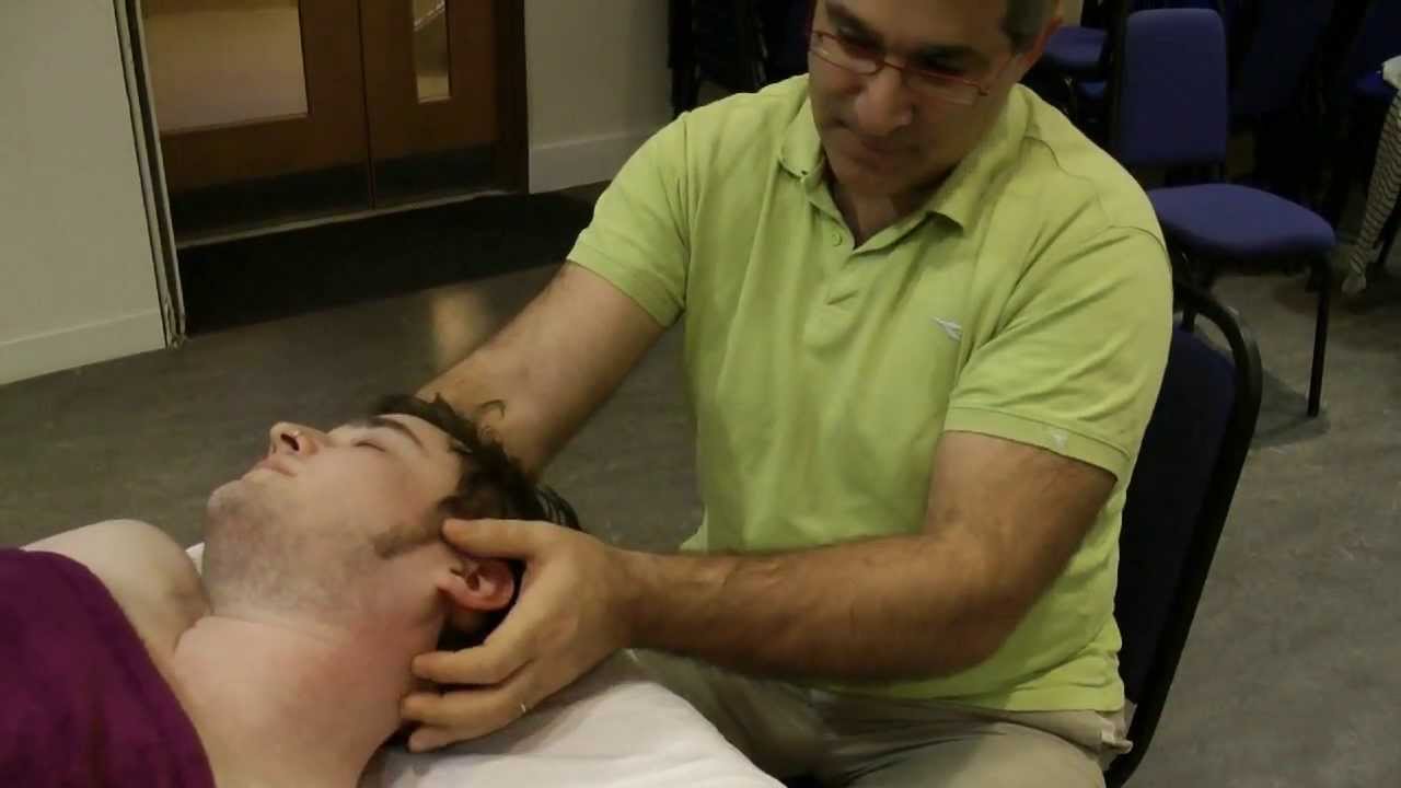 Strain counterstrain neck and shoulders. Massage techniques
