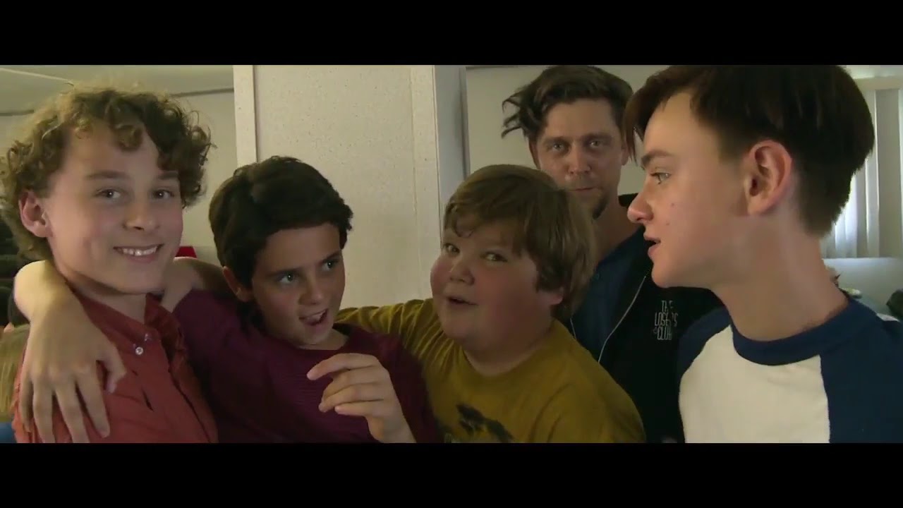 It: rollbehind the scenes bloopers - Andy Muschietti, Finn Wolfhard, Javier Botet, Jaeden Lieberher