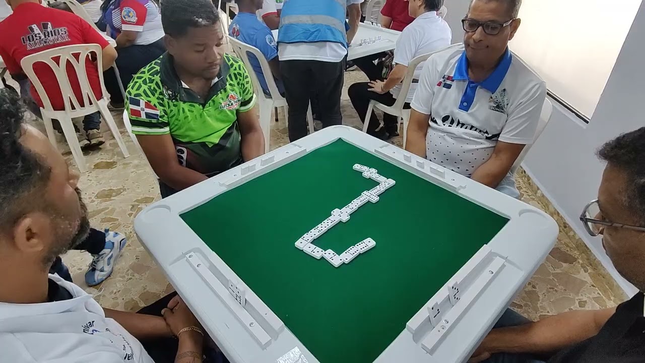 Dominó Santo Domingo torneo banqueros dominó clubs 