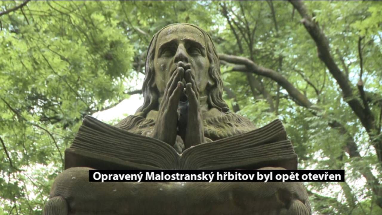 Opraven&yacute; Malostransk&yacute; hřbitov byl opět otevřen