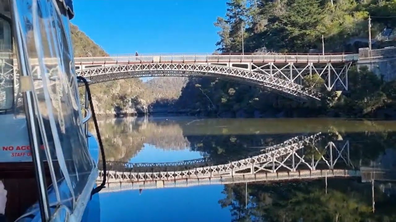 Tamar River Cruise Cataract Gorge