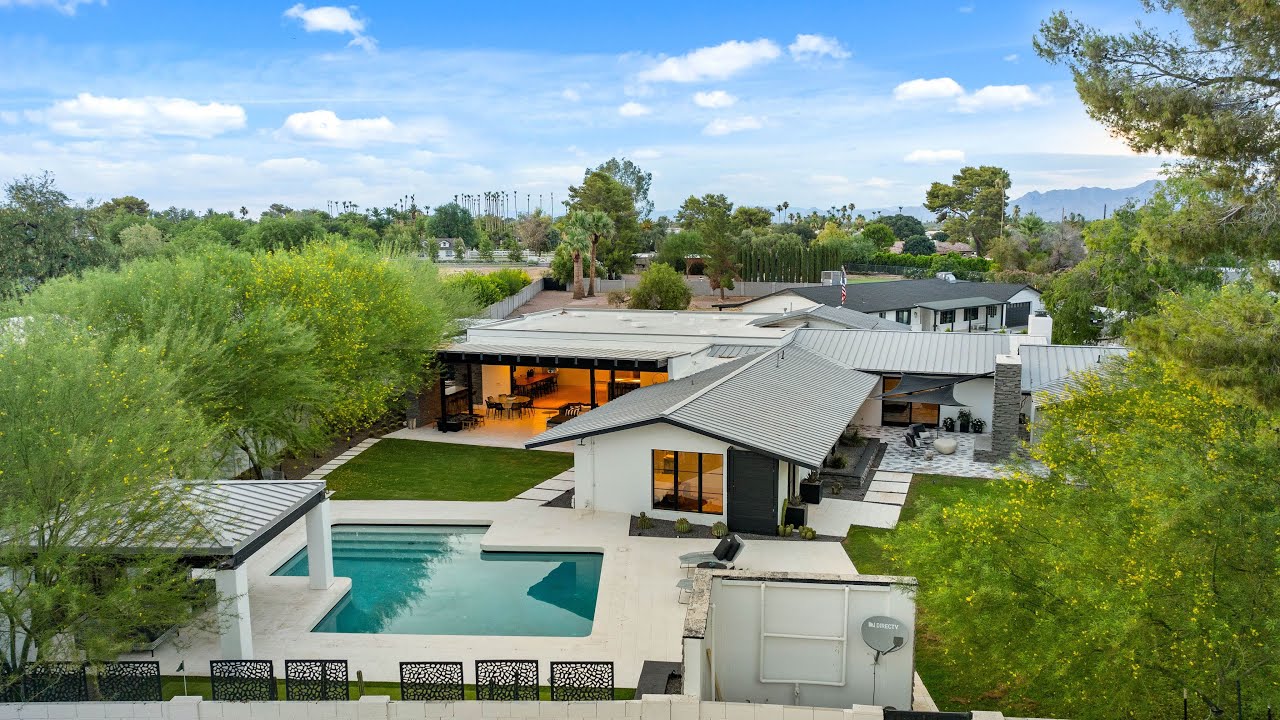 7501 E Cholla Lane Scottsdale, AZ 85250 | Natalie Colgleton with Russ Lyon Sotheby's