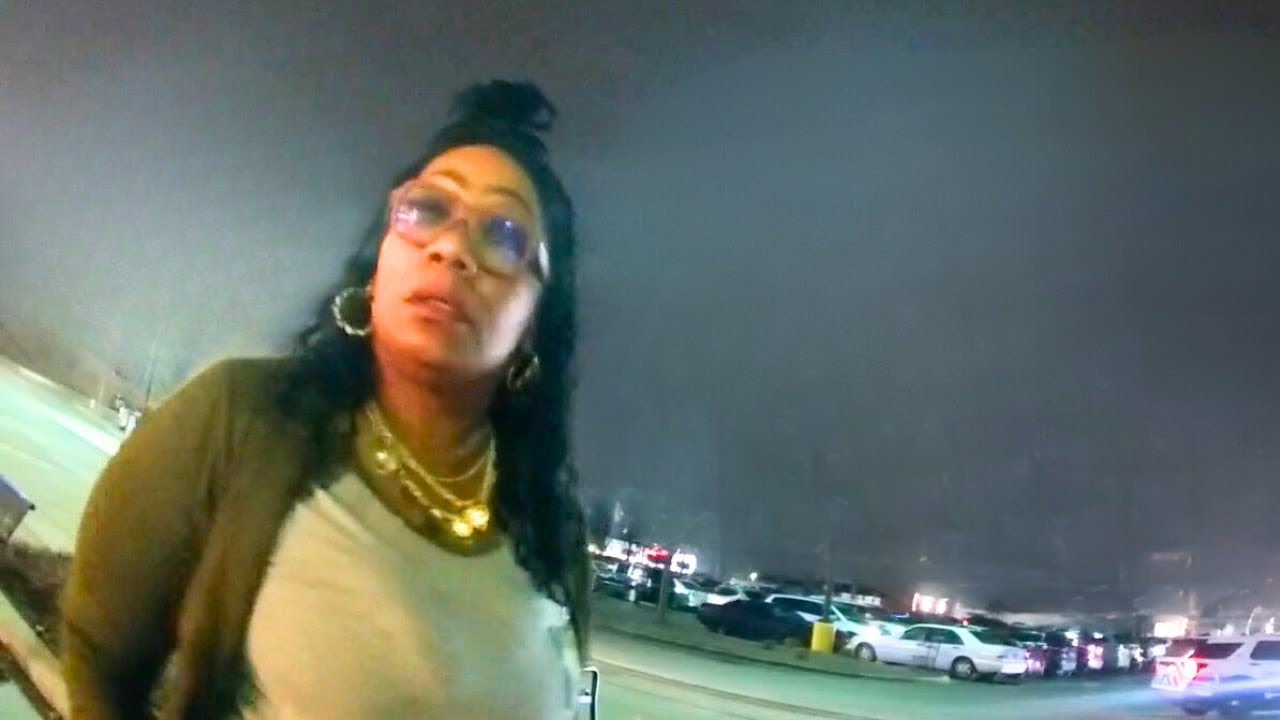 Woman Thinks She Can Trick Nordstrom into a Fraudulent Return