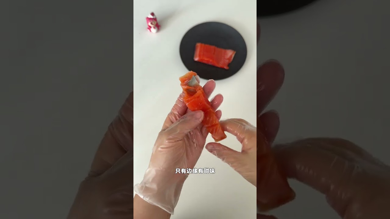 Real evaluation of maple sugar cold smoked salmon without beauty camera