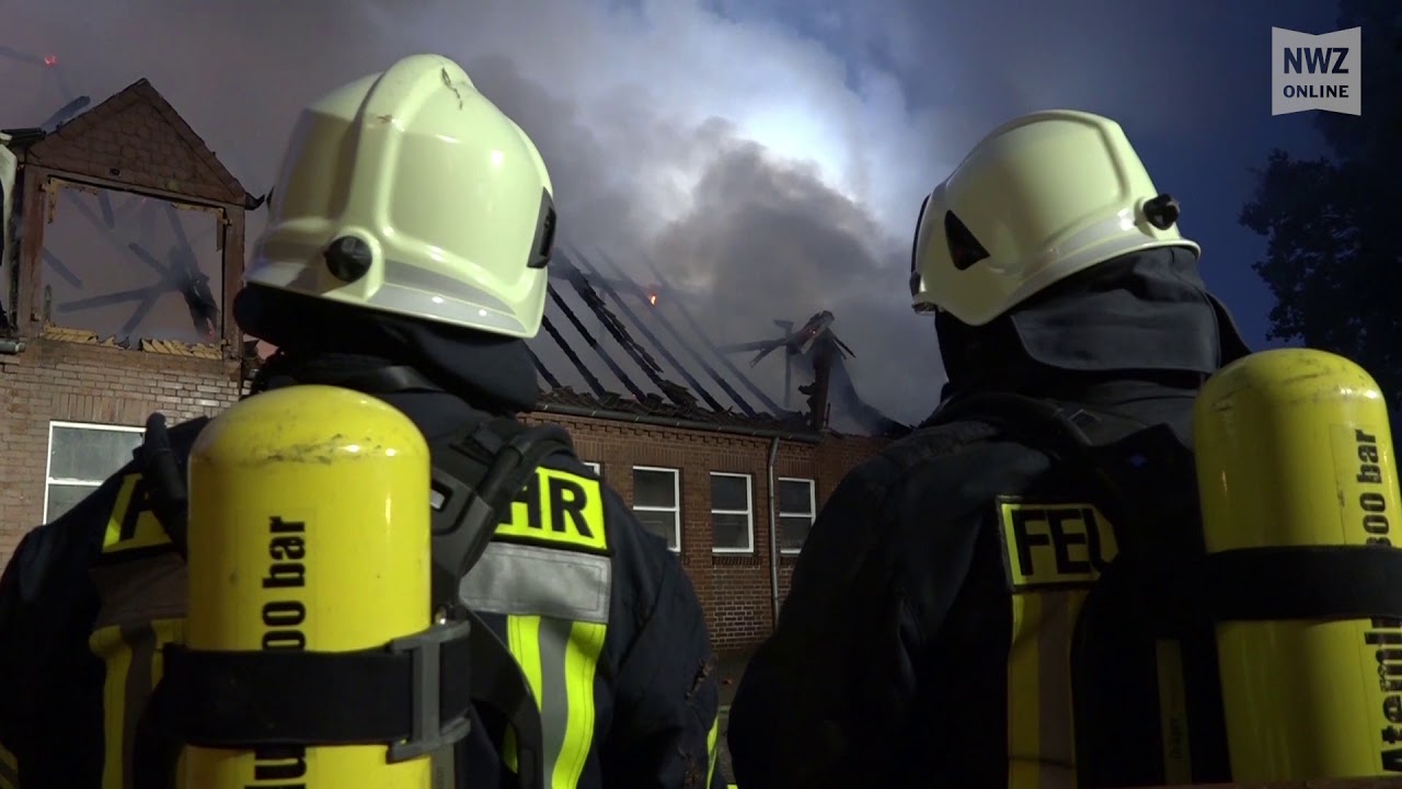 Cloppenburg: 360 Ferkel sterben bei Stallbrand