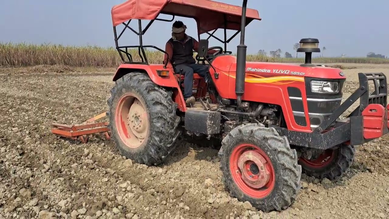 Mahindra yuvo 4wd 585 और 5050d आगये आमने सामने mahindra vs john deere