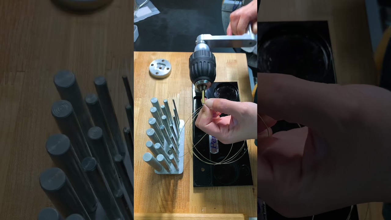 How to make a TINY jump ring out of wire quickly. Jewelry Making/Baiyang Jewelry/Bench Jeweler