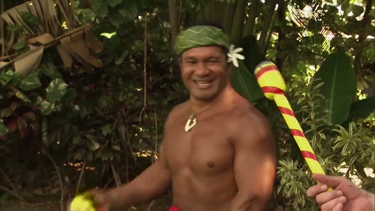 Discover the Samoan Village, Polynesian Cultural Center, Indigenous Culture/History  - FOOW ep. 36