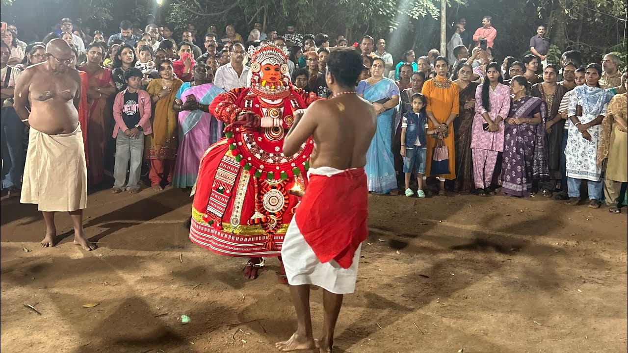 Thadathil Sree Koorumba Bhagvathi Temple Theyyam part 1