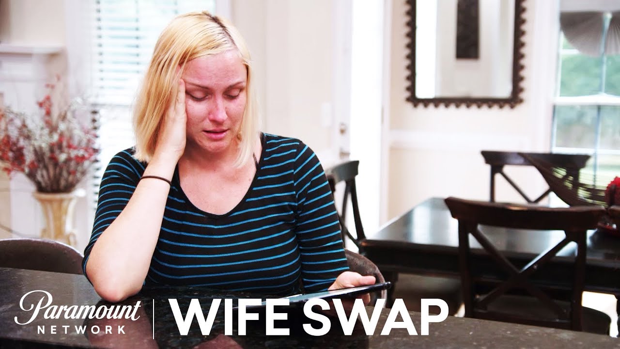 'There's Only One Place & That's 1st Place' | Wife Swap Sneak Peek