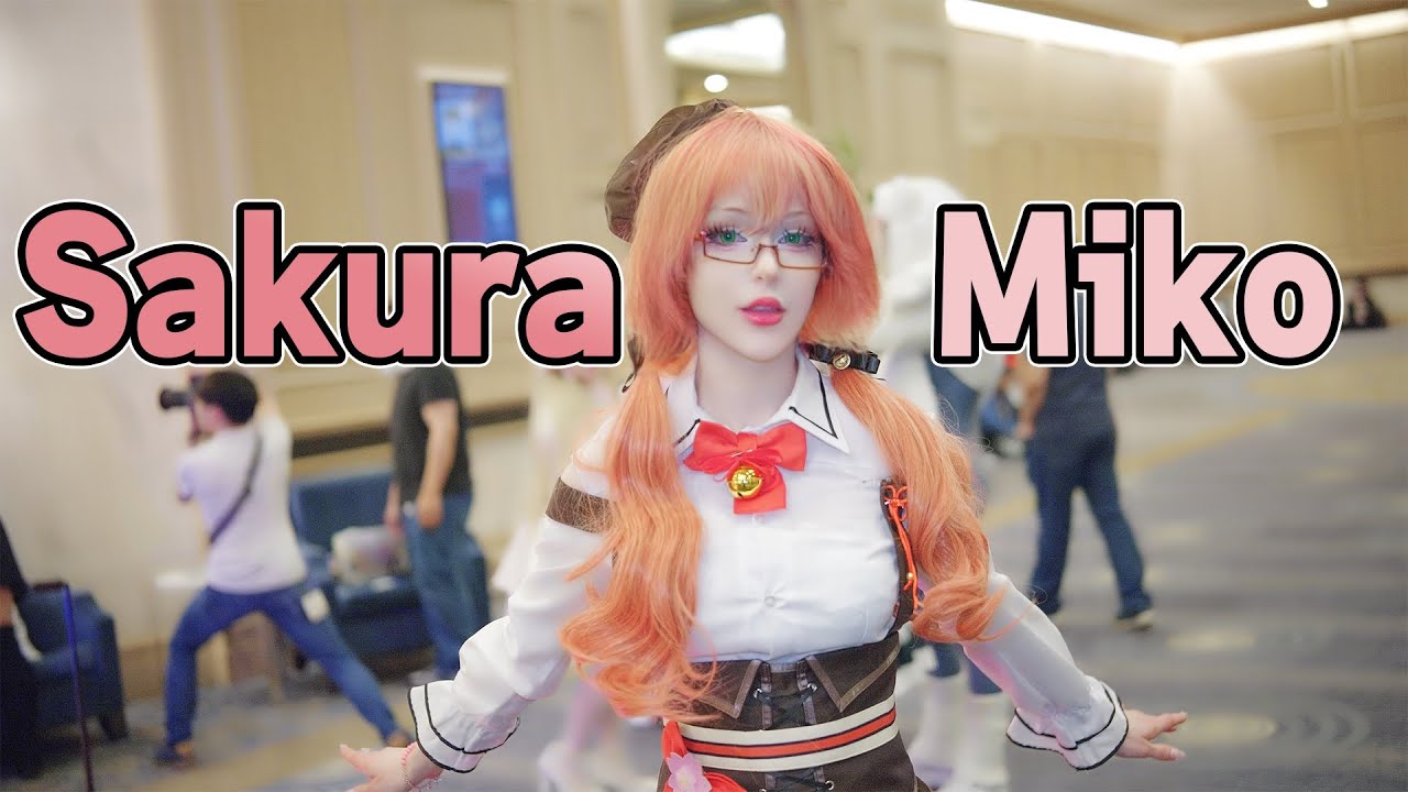 US Cosplayer Loves Hololive VTuber! - Anime Central 2024 Interviews