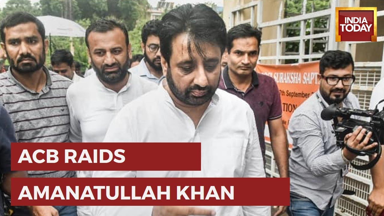 ACB Raids Properties Of AAP MLA Amanatullah Khan; Pistol & Rs 12 Lakh Cash Recovered