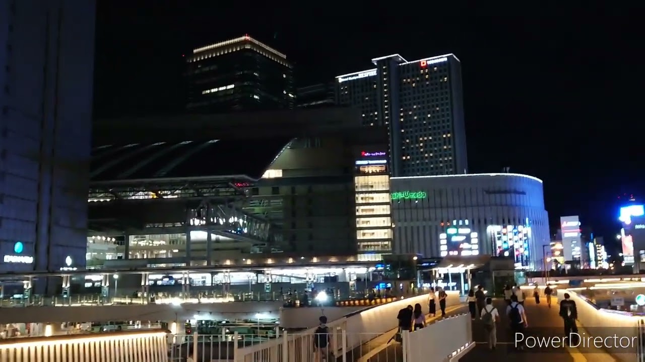 夜の大阪　梅田　Night walk in Umeda,Osaka,Japan
