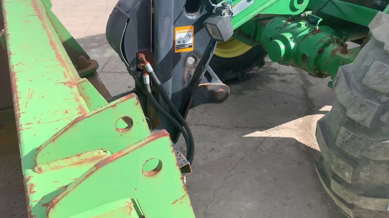 John Deere 3800 Walk around