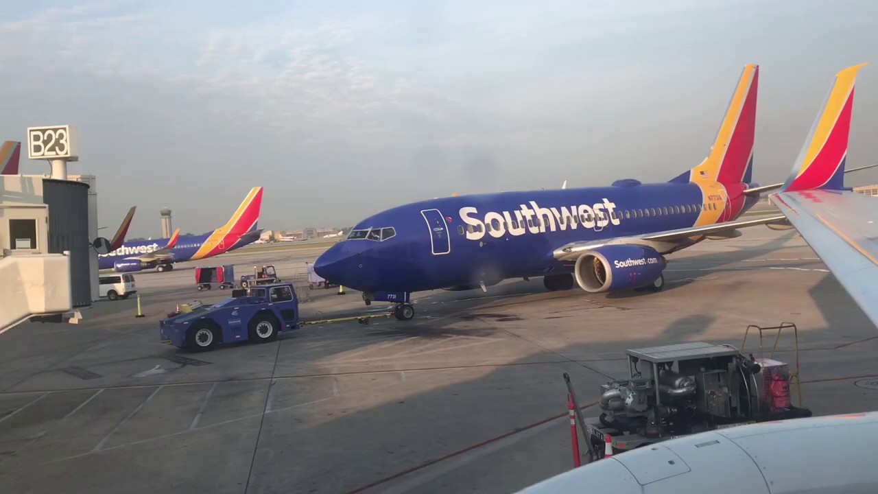 Southwest flight: Chicago to Orlando: MDW-MCO: Planespotting, taxi, takeoff, approach and landing