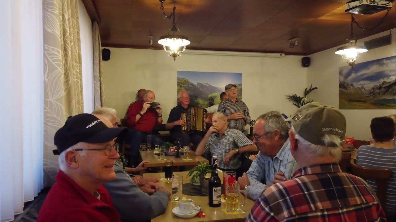 Sunnämusig im Alpenrösli Muotathal 7 Nov 2023 4K 60fps