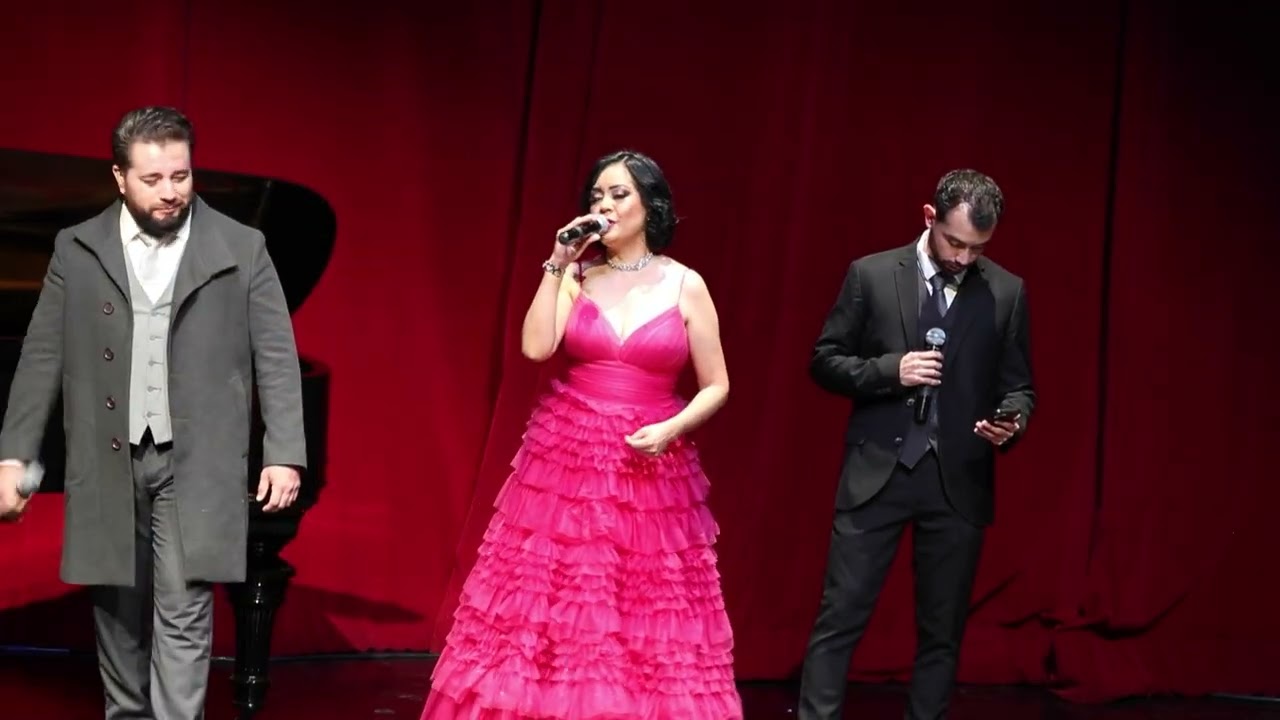 Bernardo Fierros - Solamente Una Vez   y Amigos EN COCNCIERTO Teatro Nazas, Torreon Coahuila