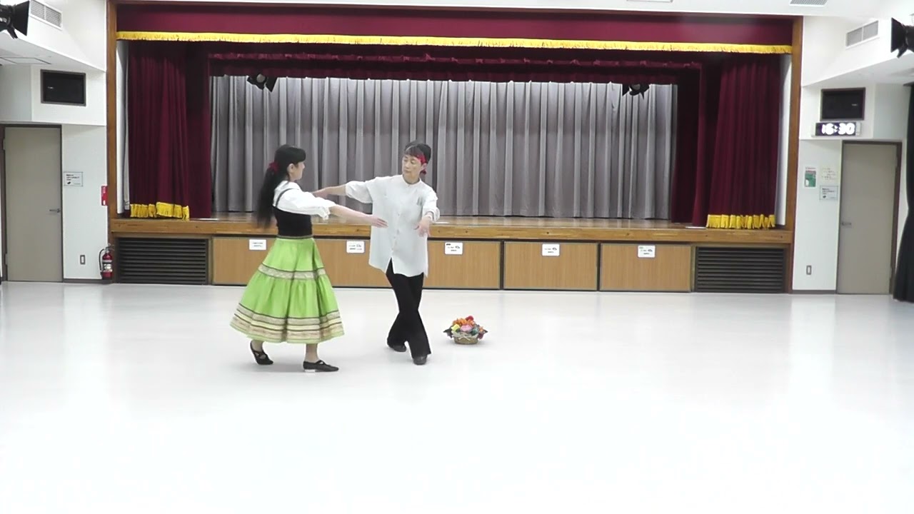 Polonez（Slodami Rycerzy）Wojcik's Polonez ポロネーズシラダミリツェジィ -Poland (Couple Dance)