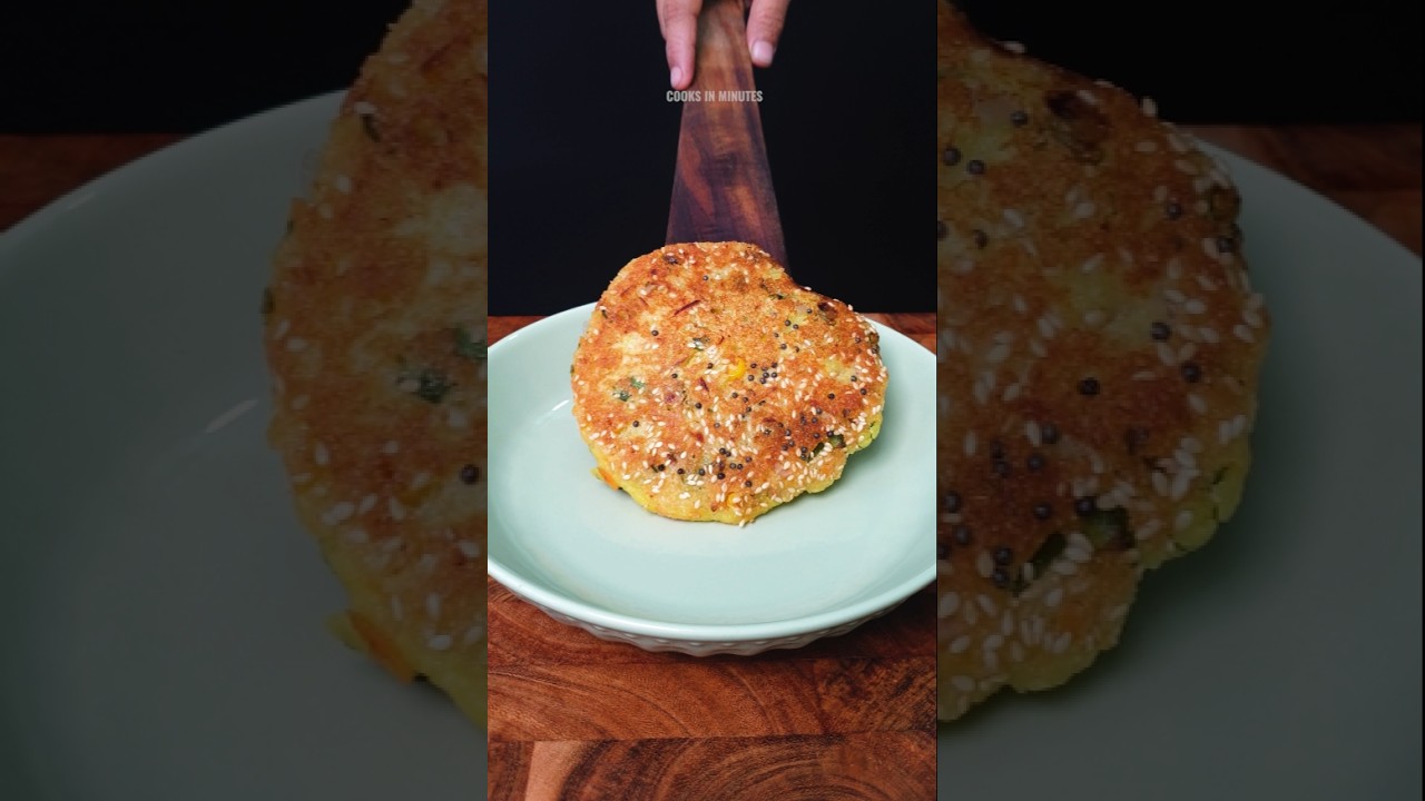 🔥 Healthy Handvo Recipe | Perfect Breakfast in Minutes! 🌿🍽️ #shorts
