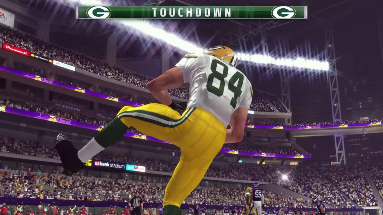 Madden NFL 17 SNF Packers@Vikings 
