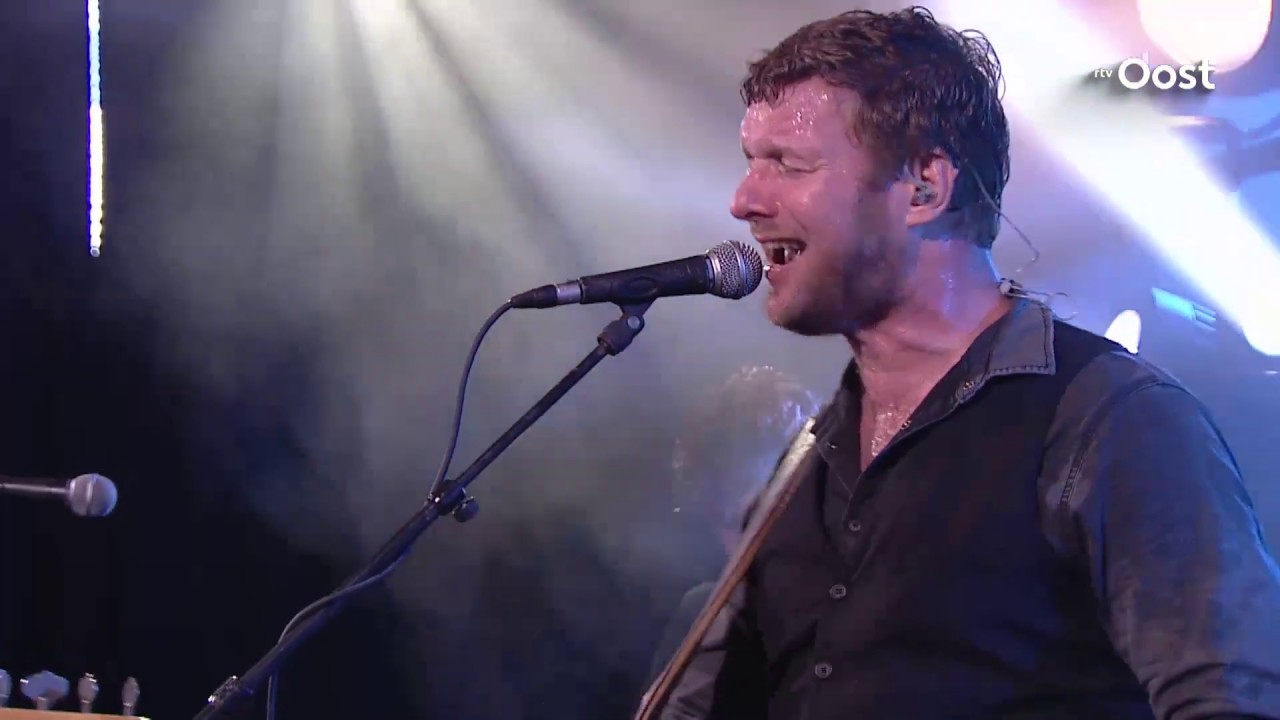Heinoos - Eendagsvlinder (Live @ Dialectfestival 2019 RTV Oost)