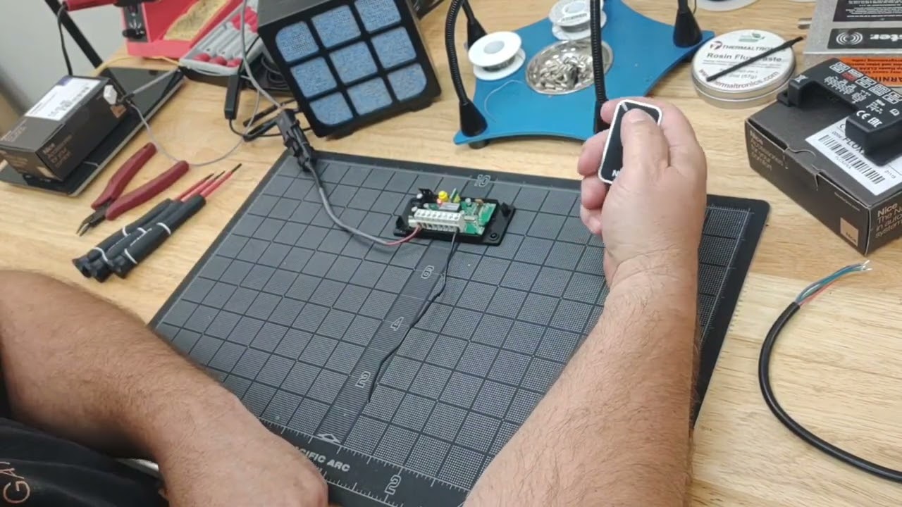 Programming Nice Apollo Remotes to a Nice Apollo 318N (FLOX2R/A) Universal Radio Receiver