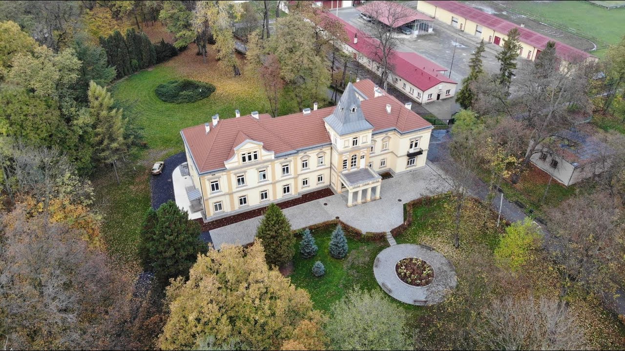 Internat w pałacu przy Zespole Szkół Centrum Kształcenia Rolniczego w Rzemieniu