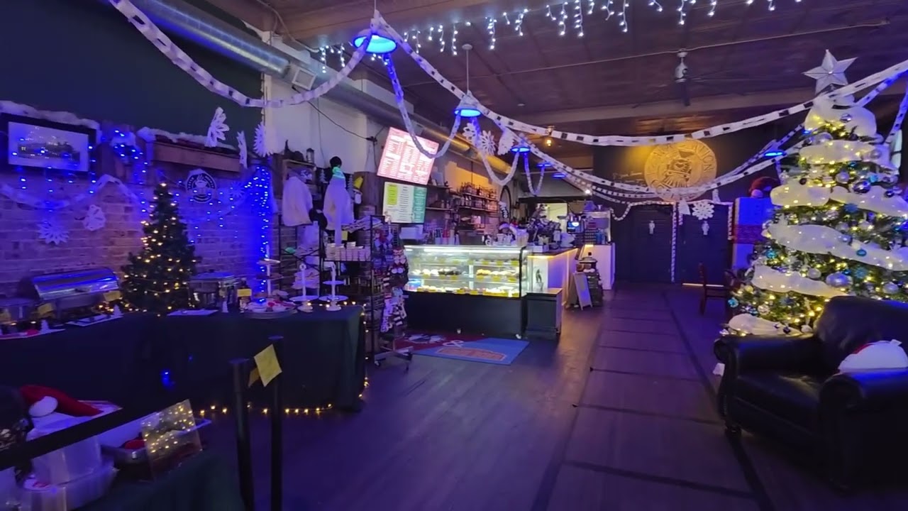 Станция Java 56, Скоттсбург, Индиана, Рождество 2025 года