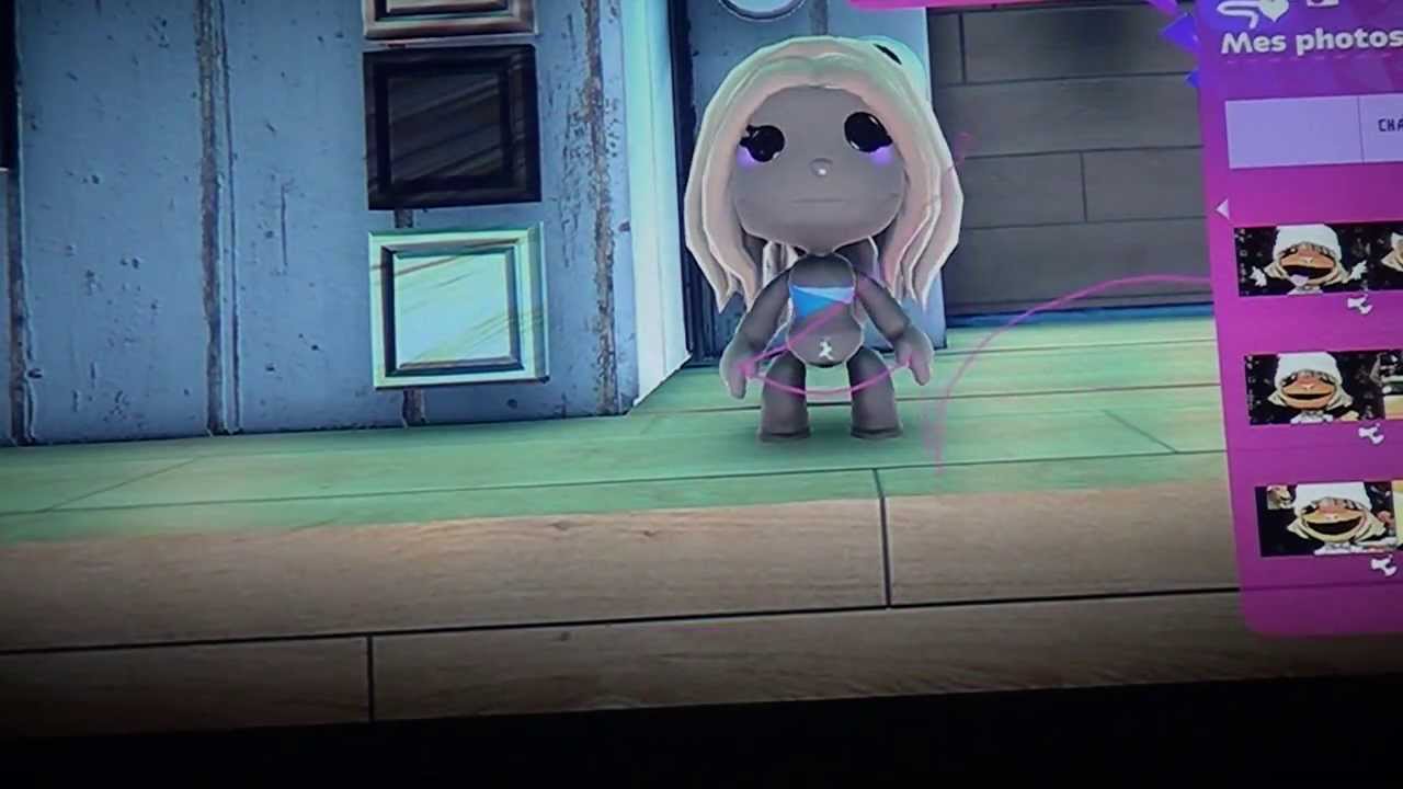 how make a girl costume dlc
