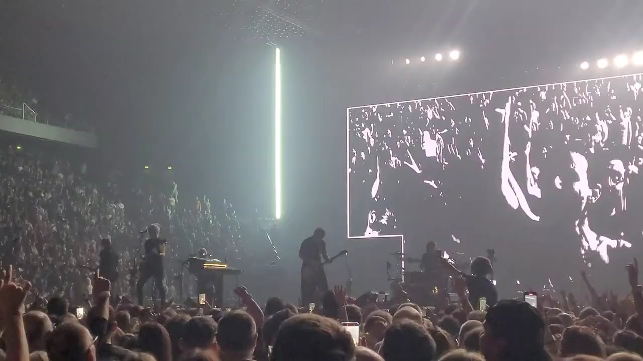 Indochine - Black Page (Paris 07/03/2026)