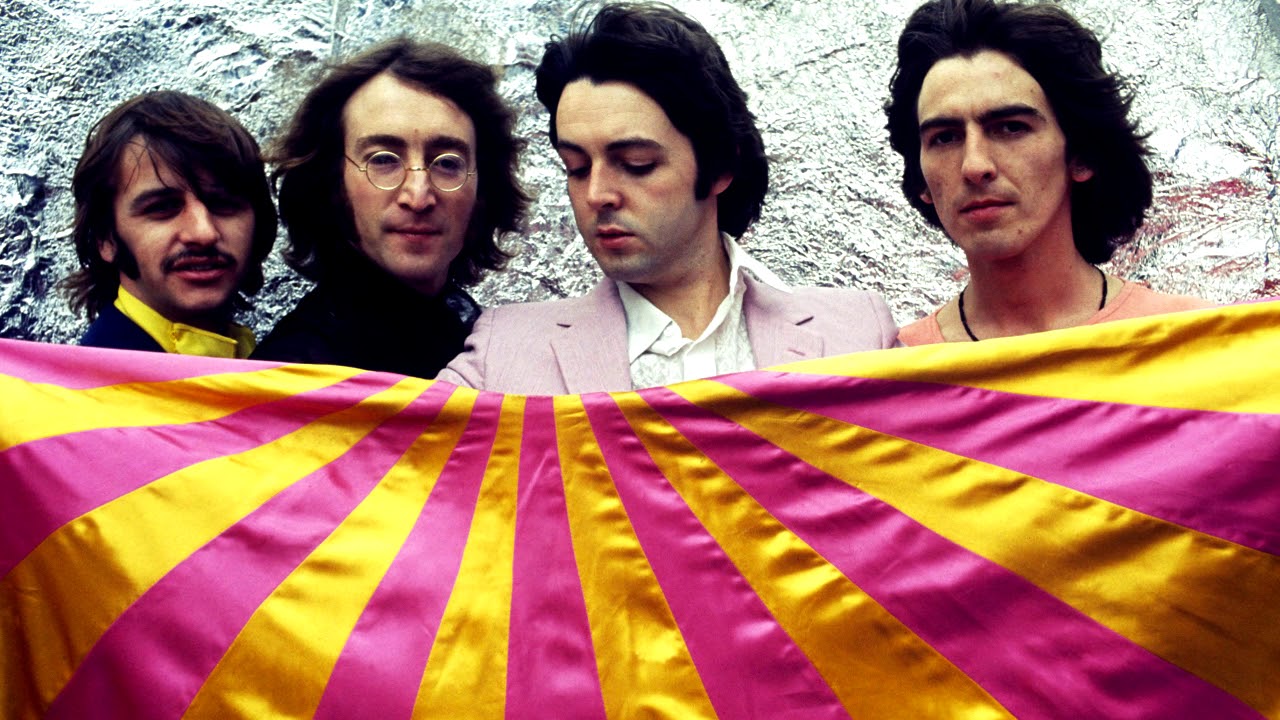 Revolution - The Beatles (LYRICS/LETRA) [Original]