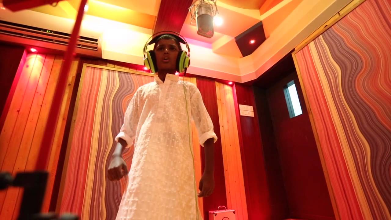 muni 3 kanchana 2 - moda moda song - Making of Video