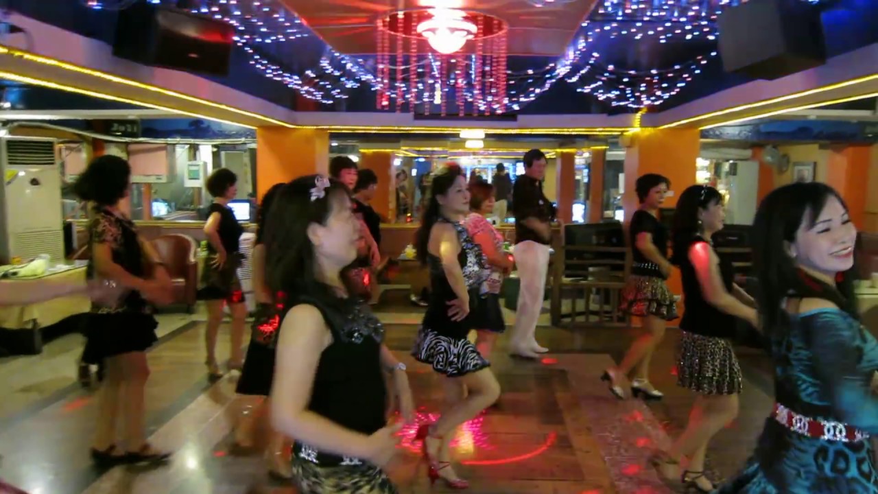 Daisy Likes to Tango Line Dance(By Jenifer Wolf)