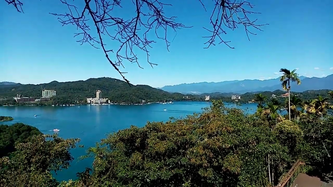 TAIWAN BEAUTIFUL  SUN MOON LAKE