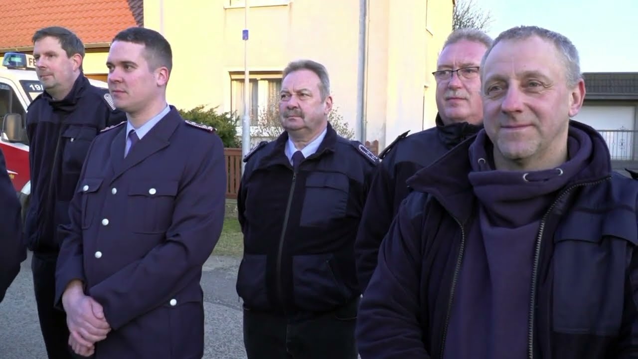 Neues Tanklöschfahrzeug für Wriezens Löschgruppe Schulzendorf & 1. Spatenstich Stadion am Bockberg
