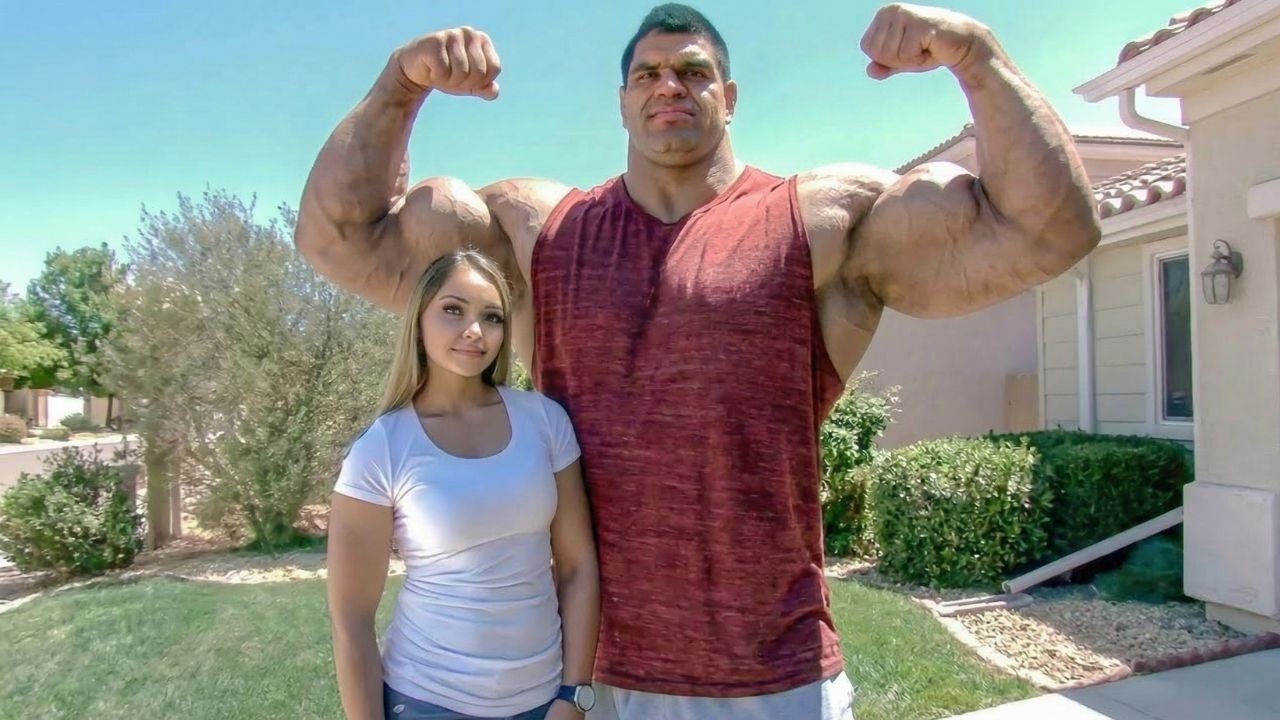 أضخم الرجال في التاريخ.. عمالقة حقيقيون يمتلكون قوة لا يمكن لبشر تحملها!