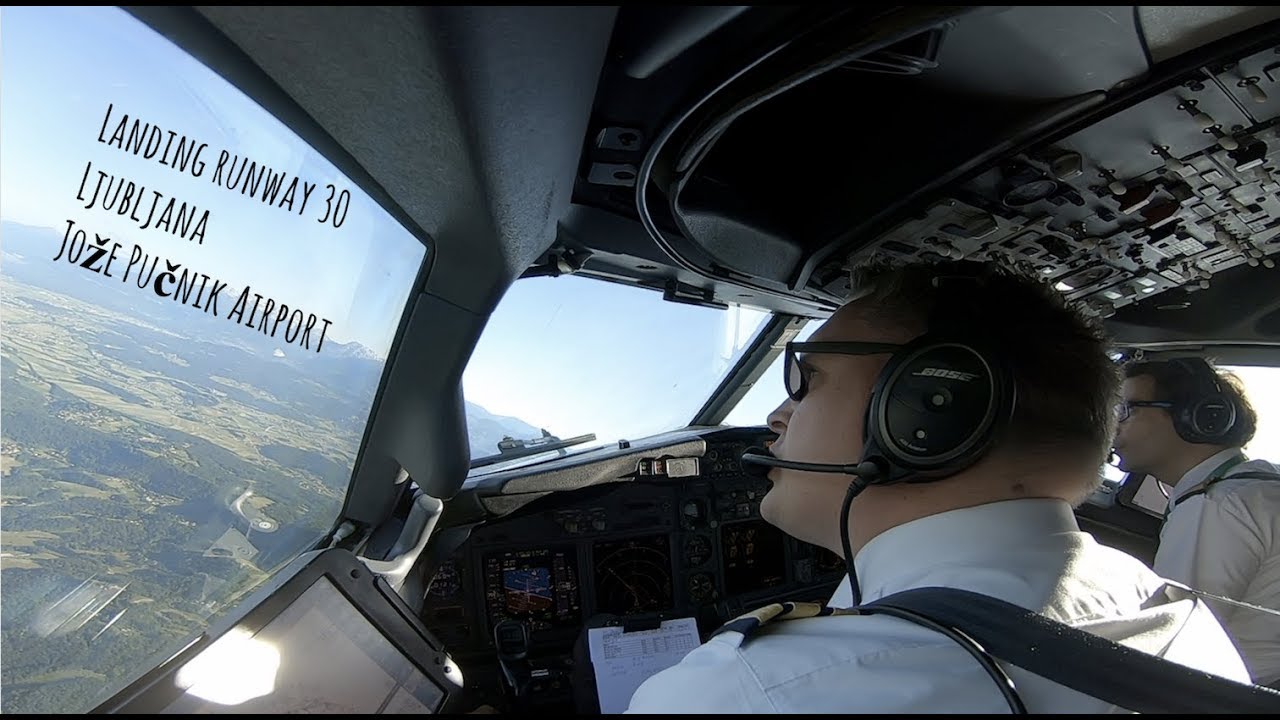 Approach and landing runway 30 Ljubljana Jože Pučnik Airport (LJU LJLJ)