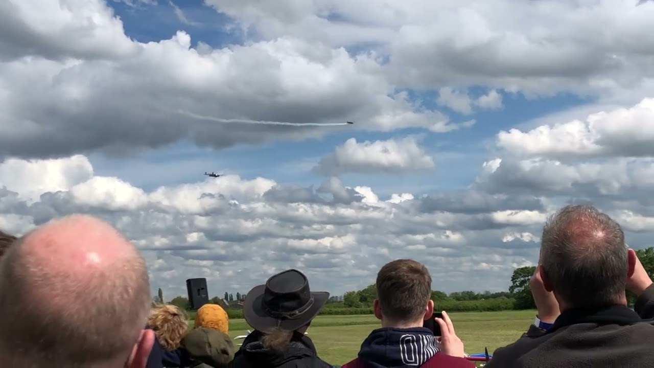 B25 Mitchell mir 2 x Me109