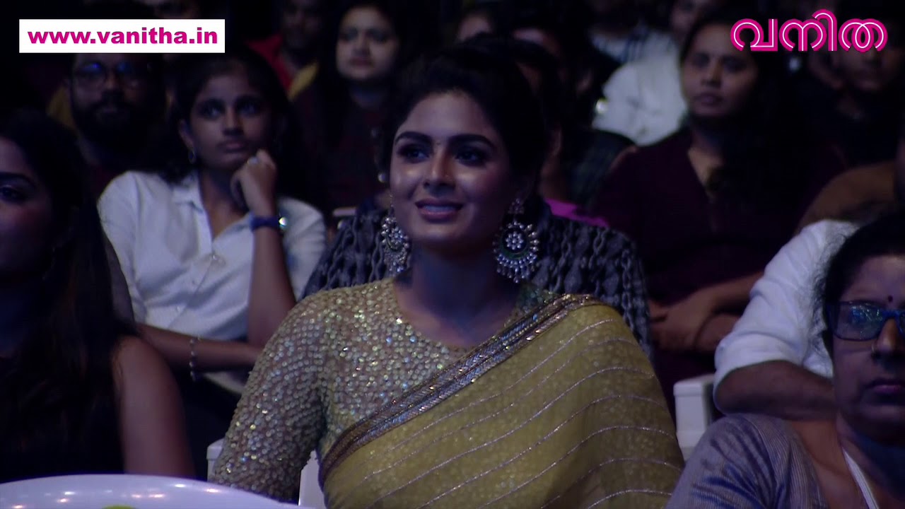 അപ്പൊഴേ പറഞ്ഞതാ... ൈതക്കുടം ബ്രിഡ്ജ്ജിലെ അച്ഛൻ എന്നാ എനർജിയാന്നേ Vanitha Film Awards 2019 Part 9