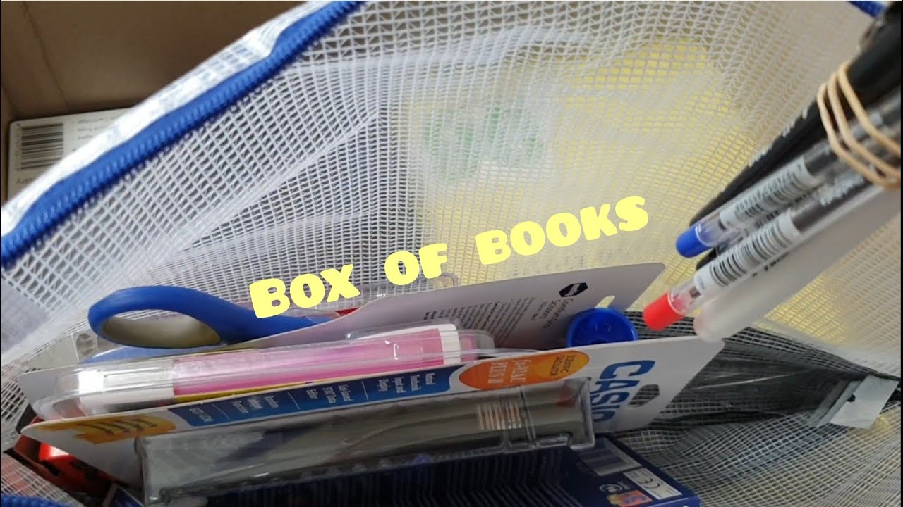 Special delivery Box of Books / School Supplies / Unboxing school supplies