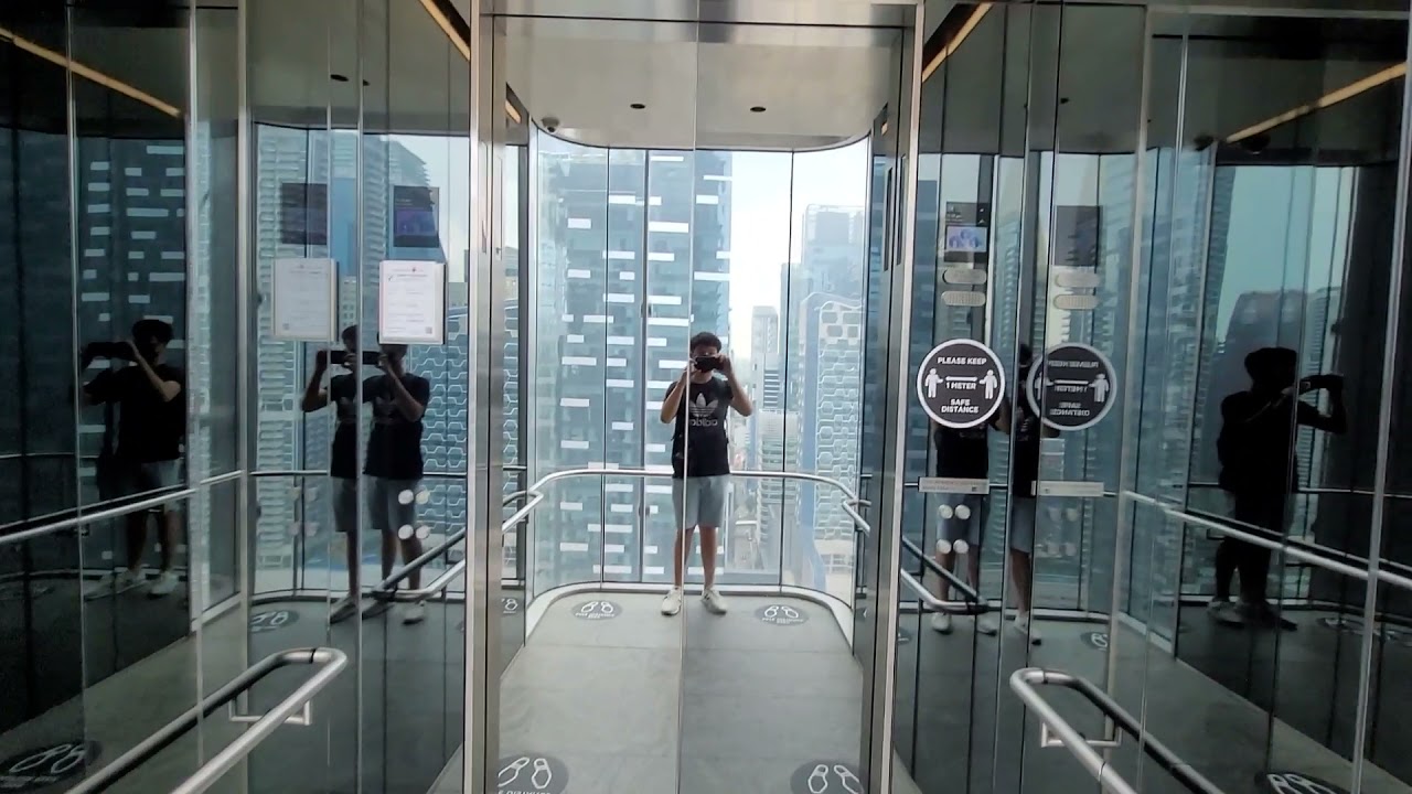 STUNNING Fujitec glass lifts at Marina One